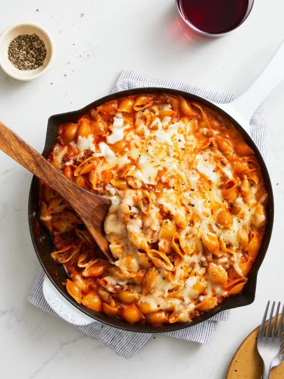 Macarrao com carne moida ()